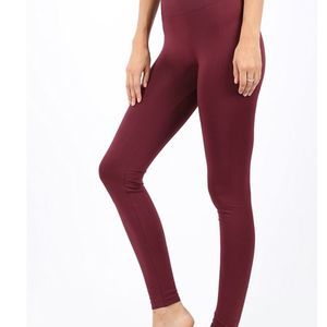 NEW‎ Zenana Outfitters Seamless High waist leggings